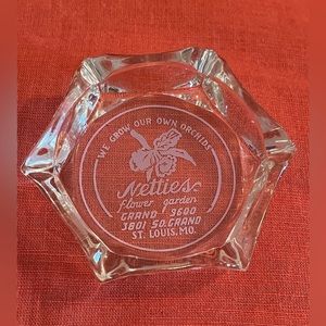Netties Flower Garden Glass Ash tray Vintage